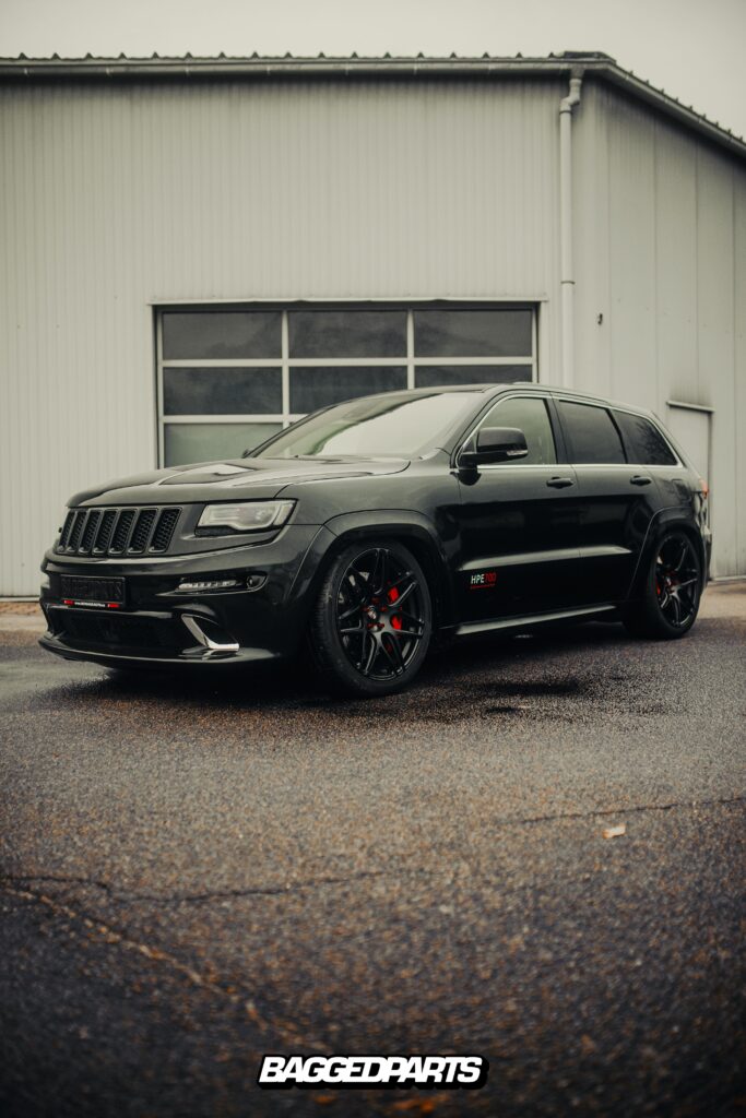 First to be bagged! Jeep Grand Cherokee SRT Baggedparts